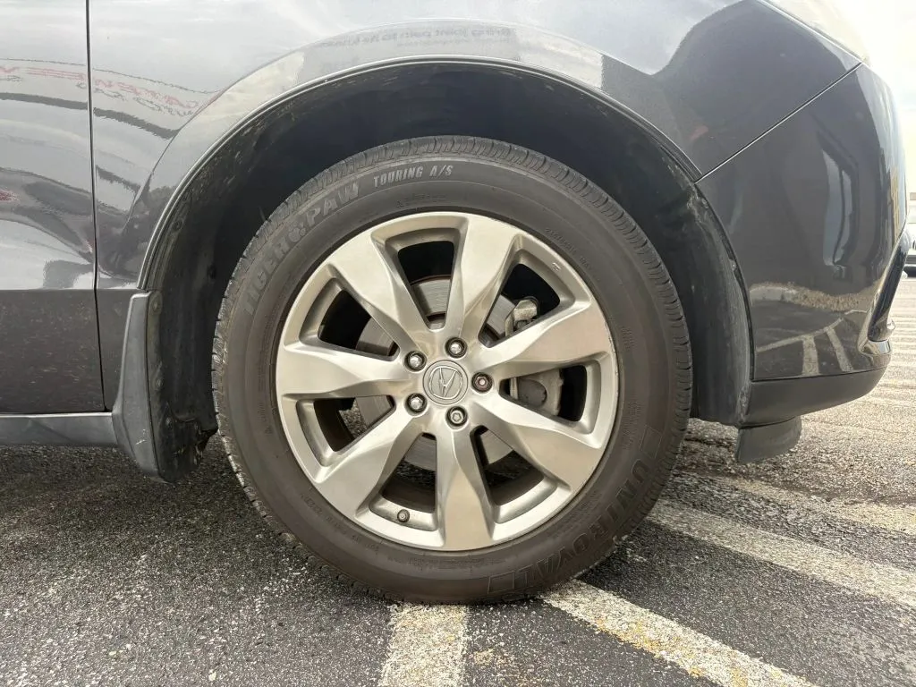 Acura MDX photo 30