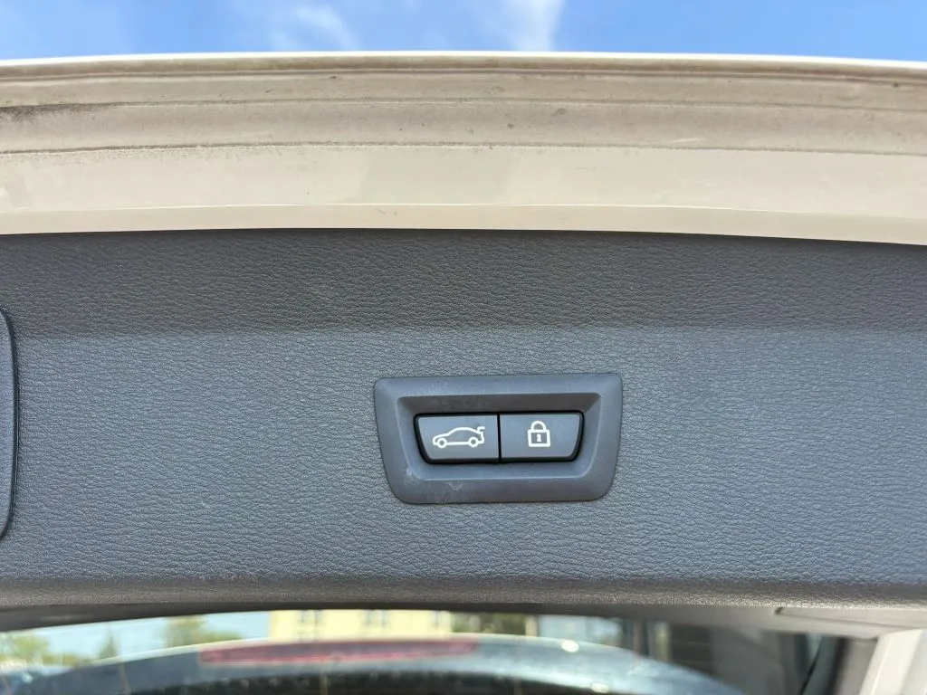 BMW X1 photo 11