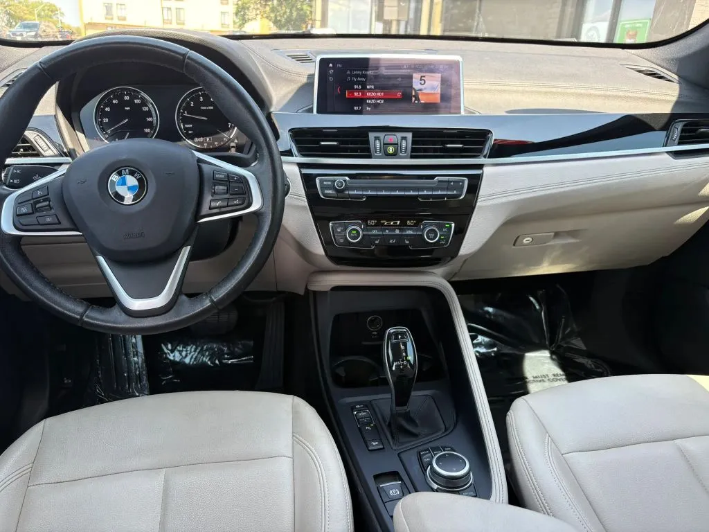 BMW X1 photo 12