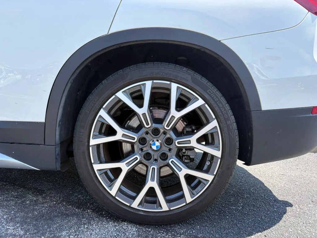 BMW X1 photo 25