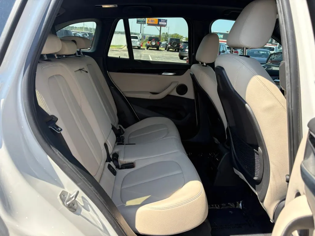 BMW X1 photo 19