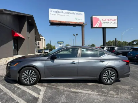 Photos of 2024 Nissan Altima 2.5 SV Sedan 4D for sale in Omaha, NE at Gateway Auto Sales