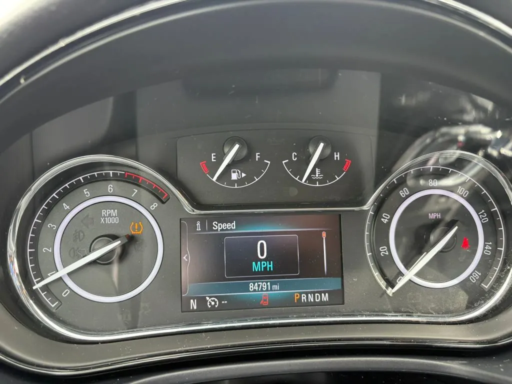 Buick Regal photo 13