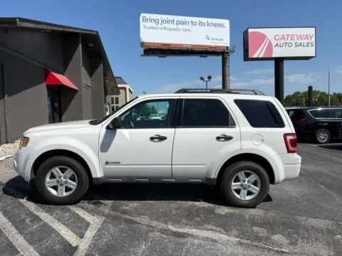 Photos of 2009 Ford Escape Limited Hybrid Sport Utility 4D for sale in Omaha, NE at Gateway Auto Sales