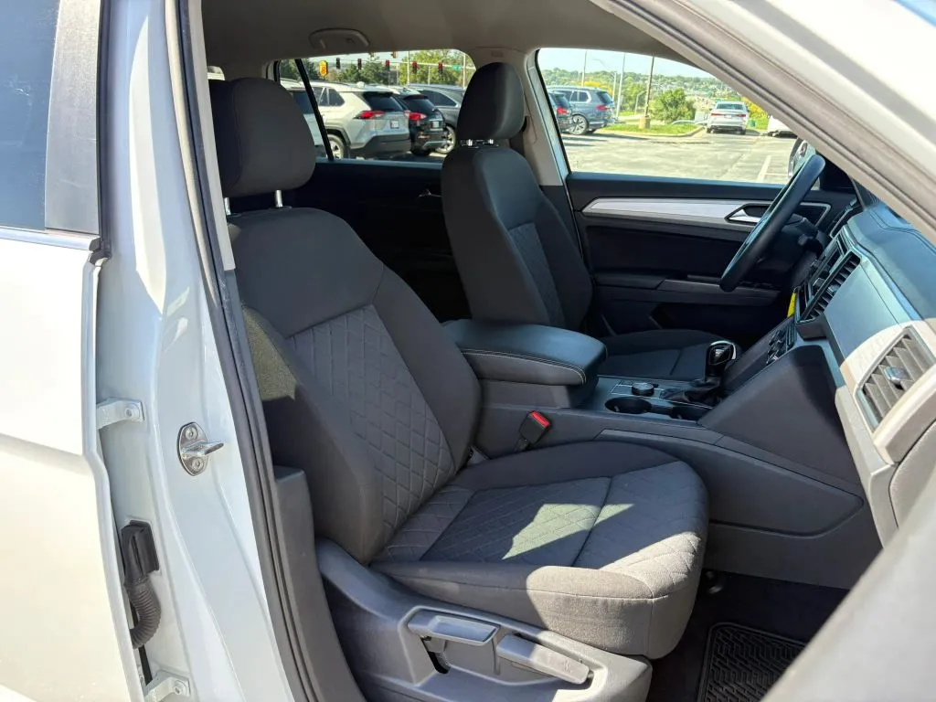 Volkswagen Atlas photo 16