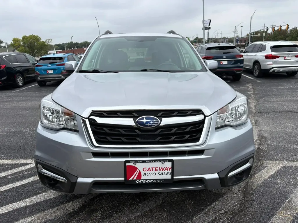 Subaru Forester photo 8