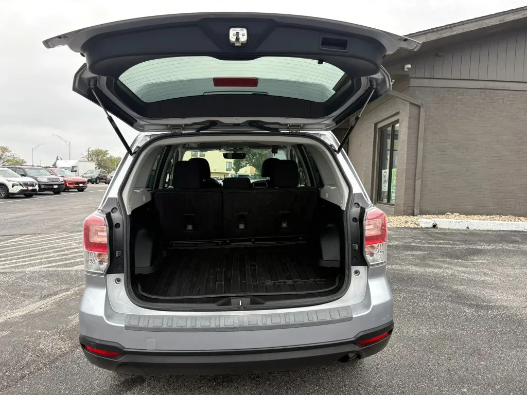 Subaru Forester photo 10