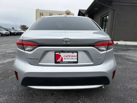 More photos of 2020 Toyota Corolla LE Sedan 4D at Gateway Auto Sales, NE