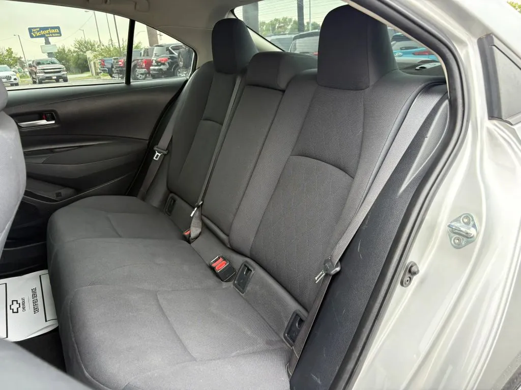 Toyota Corolla photo 18