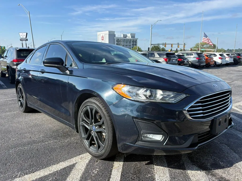Ford Fusion photo 7