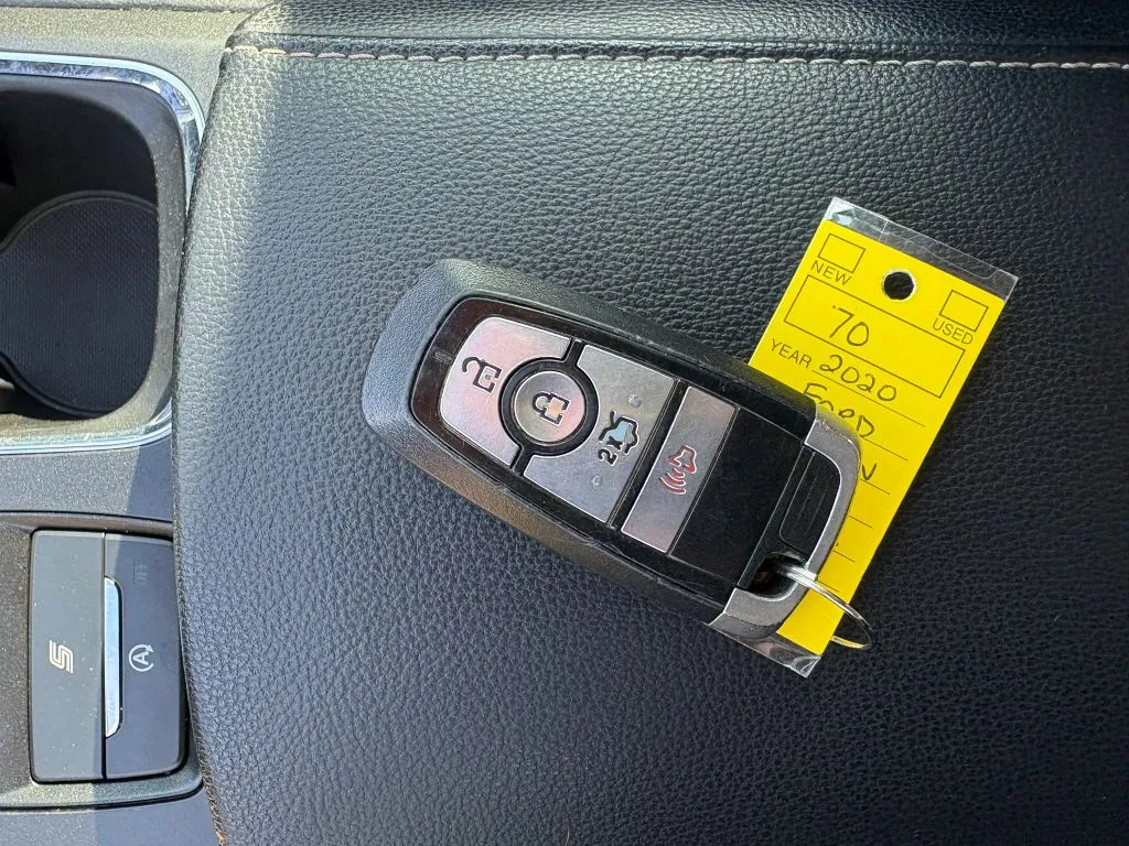 Ford Fusion photo 22