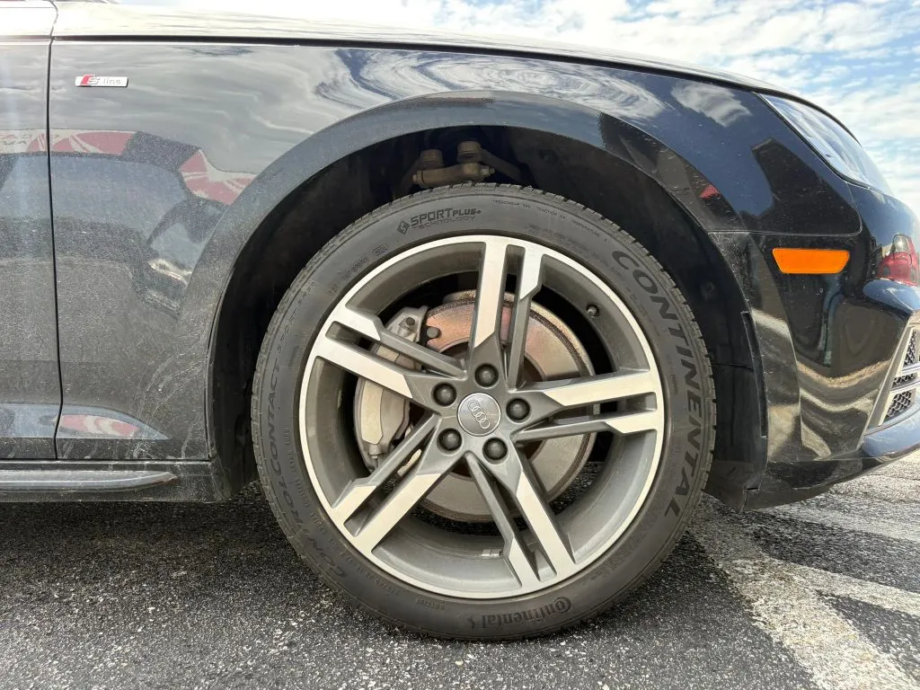 Audi A4 photo 27