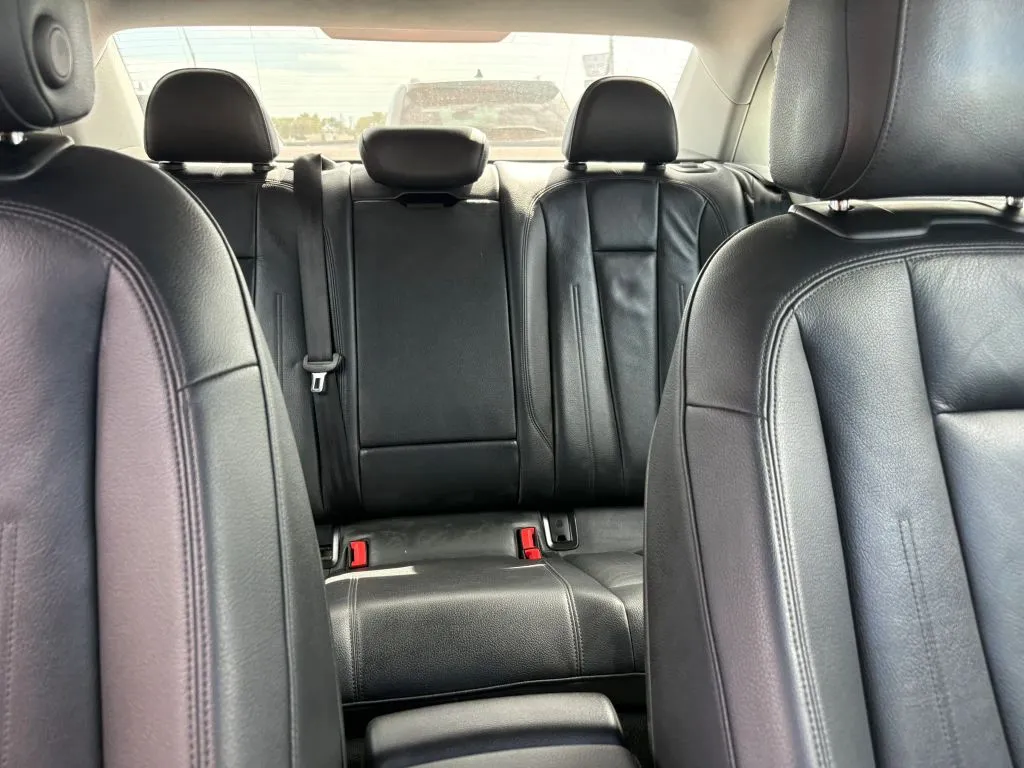Audi A4 photo 17