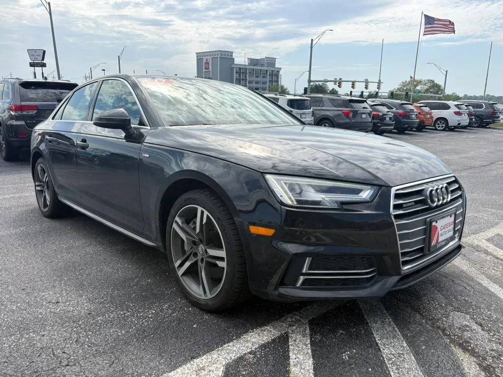 Audi A4 photo 7