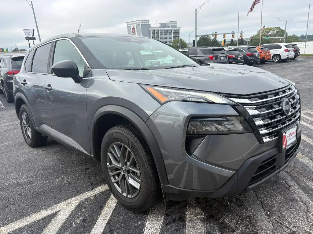 Nissan Rogue photo 7