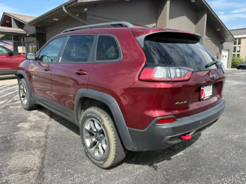 Another view of 2019 Jeep Cherokee TrailHawk Sport Utility 4D for sale in Omaha, NE at Gateway Auto Sales