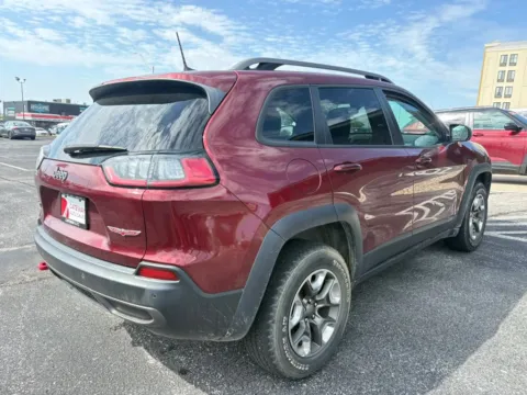 More photos of 2019 Jeep Cherokee TrailHawk Sport Utility 4D at Gateway Auto Sales, NE