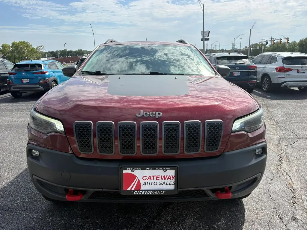 Jeep Cherokee photo 8