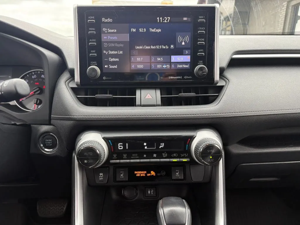 Toyota RAV4 photo 13