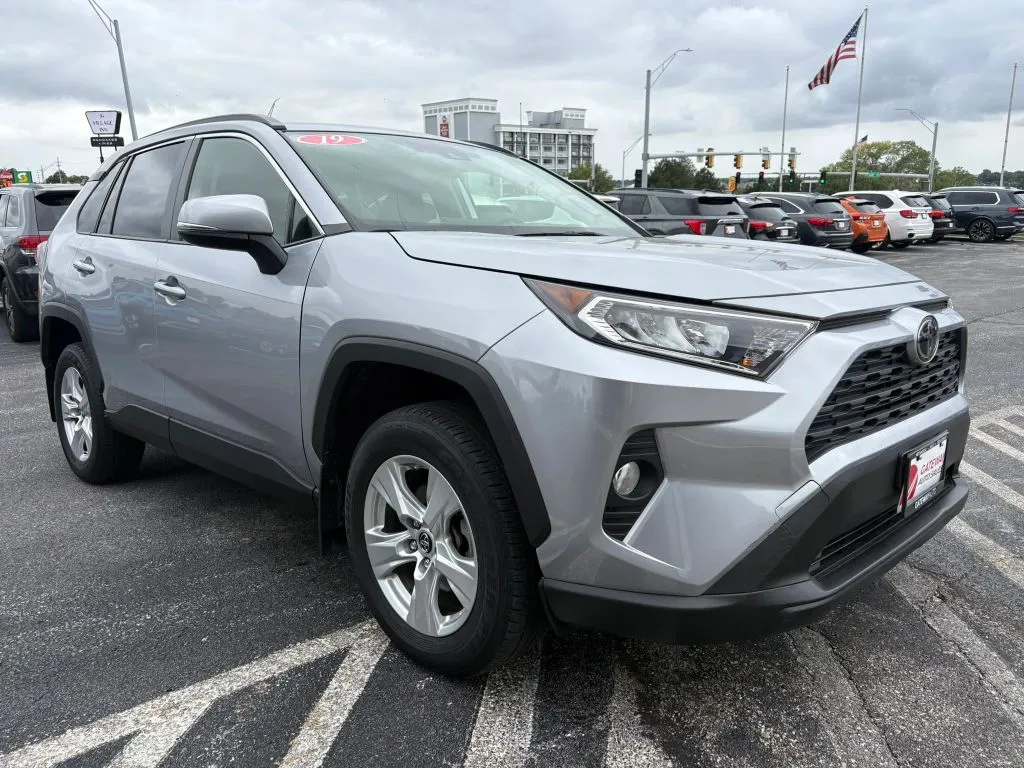 Toyota RAV4 photo 7