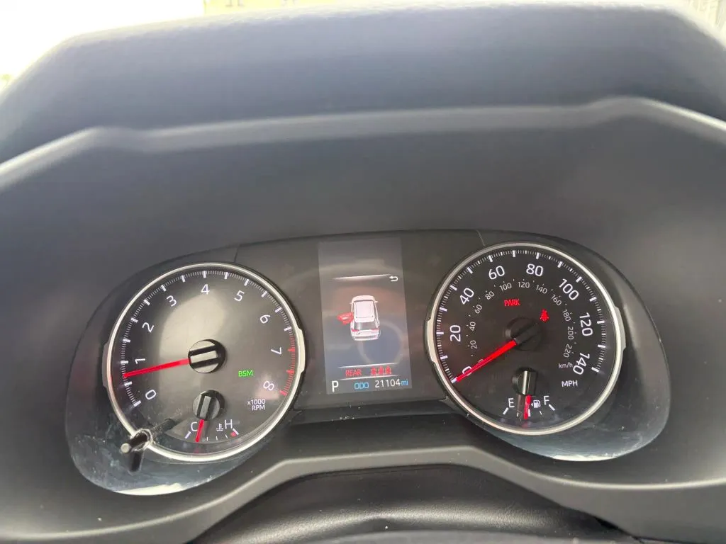 Toyota RAV4 photo 16
