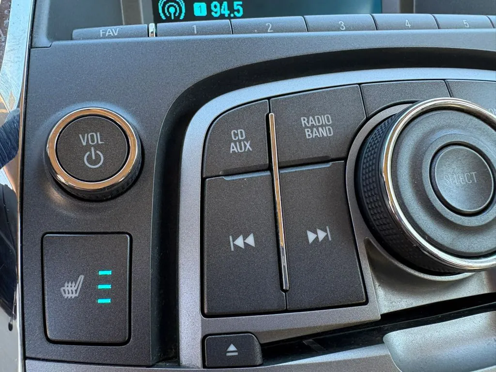 Buick LaCrosse photo 15