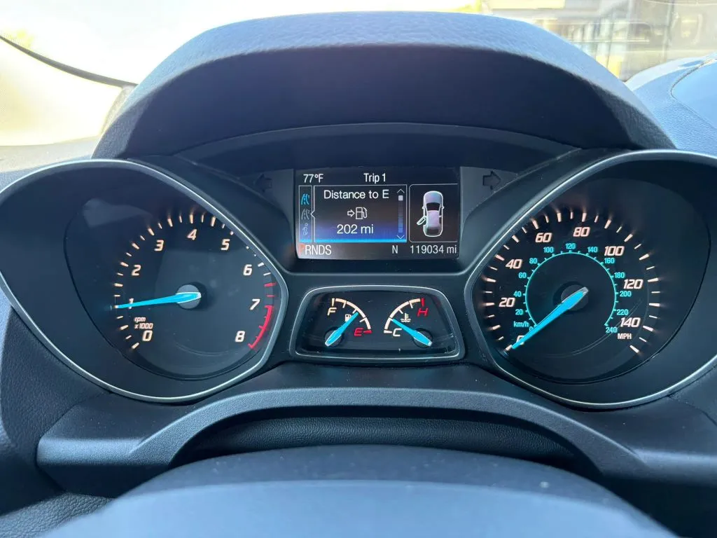 Ford Escape photo 15