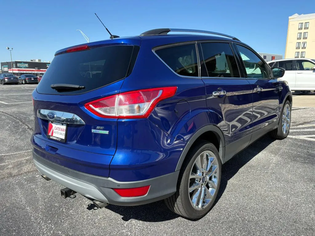 Ford Escape photo 5