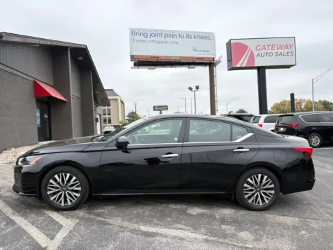 Photos of 2025 Nissan Altima 2.5 SV Sedan 4D for sale in Omaha, NE at Gateway Auto Sales