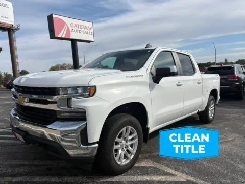 White 2021 Chevrolet Silverado 1500 Crew Cab LT Pickup 4D 5 3/4 ft for sale in Omaha, NE