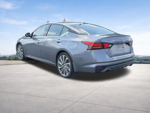 Another view of 2023 Nissan Altima 2.5 SL for sale in Lithia Springs, GA at Nissan of Lithia Springs