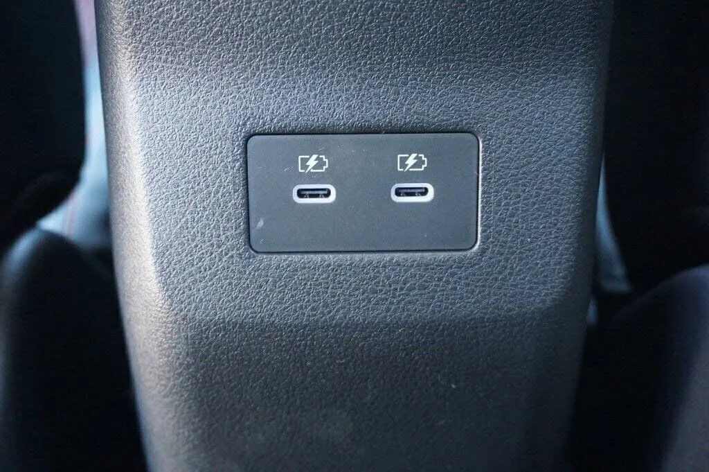 2026 Nissan KICKS SR - Photo 25