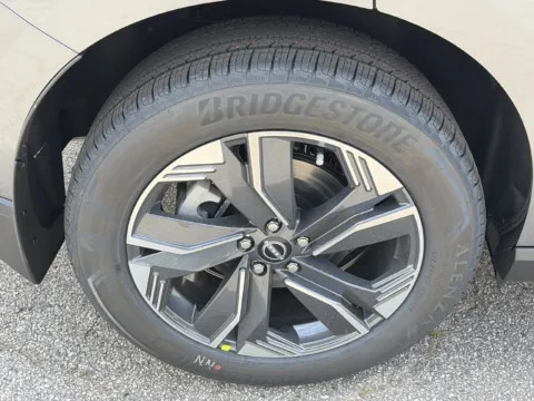 More photos of 2026 Nissan Murano SL at Nissan of Lithia Springs, GA