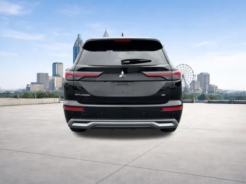 More photos of 2025 Mitsubishi Outlander SE at Nissan of Lithia Springs, GA