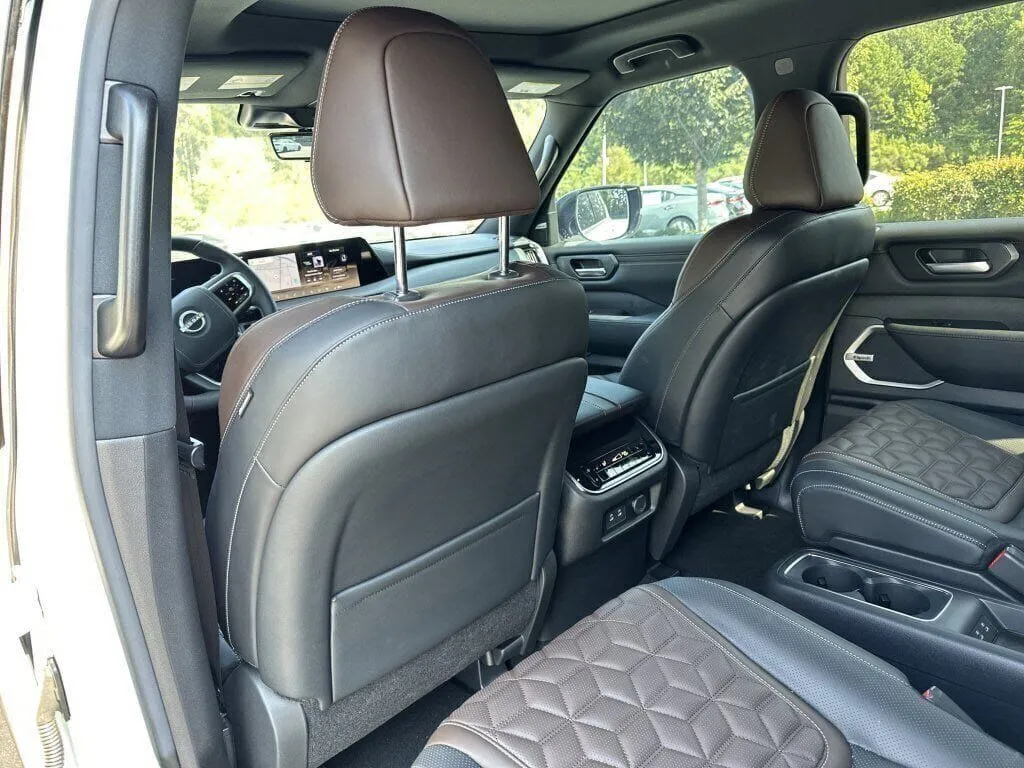 2025 Nissan Armada Platinum Reserve - Photo 24
