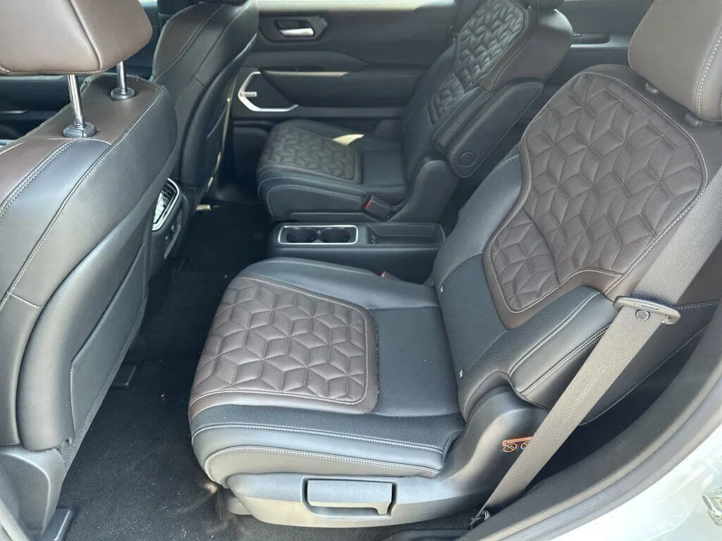 2025 Nissan Armada Platinum Reserve - Photo 23