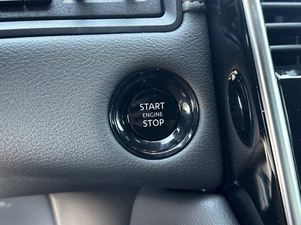 2025 Nissan Armada Platinum Reserve - Photo 8