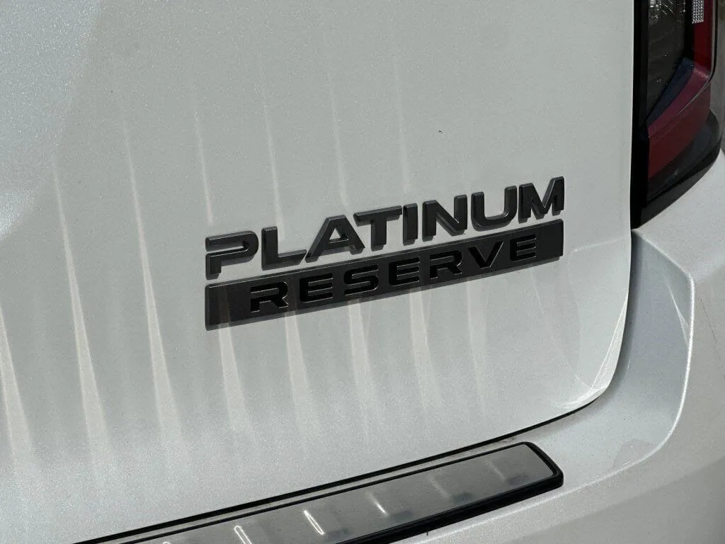2025 Nissan Armada Platinum Reserve - Photo 32