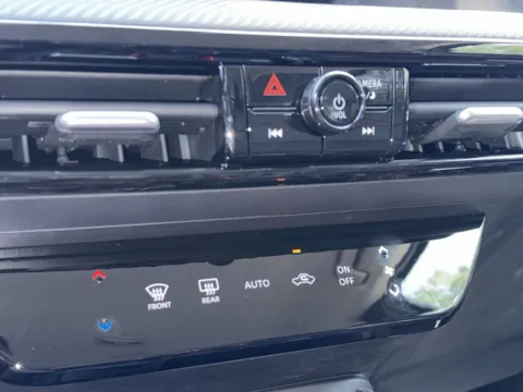 More photos of 2026 Nissan Kicks SR at Nissan of Lithia Springs, GA