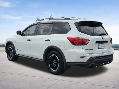 Another view of 2020 Nissan Pathfinder SL for sale in Lithia Springs, GA at Nissan of Lithia Springs