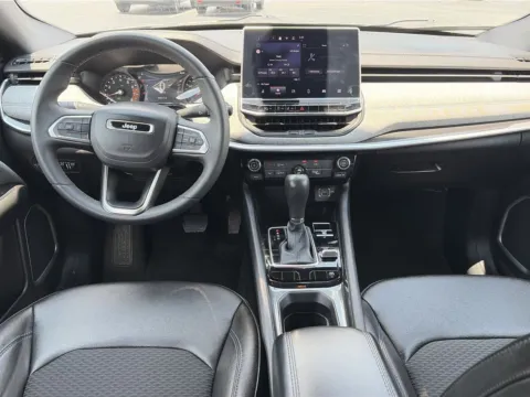 Photos of 2024 Jeep Compass Latitude for sale in Lithia Springs, GA at Nissan of Lithia Springs