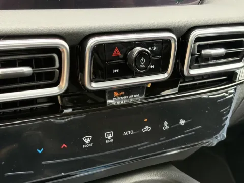 More photos of 2027 Nissan Sentra SR at Nissan of Lithia Springs, GA