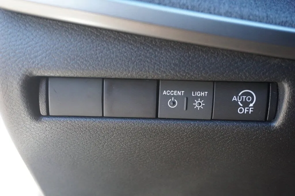 2026 Nissan KICKS SV - Photo 20