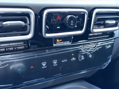More photos of 2027 Nissan Sentra SR at Nissan of Lithia Springs, GA