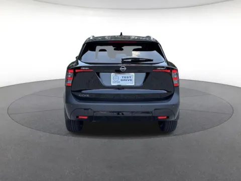 More photos of 2027 Nissan Kicks SR at Nissan of Lithia Springs, GA