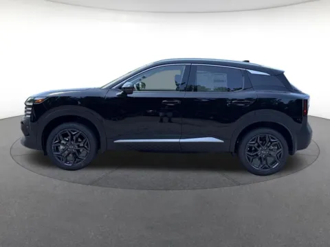 Photos of 2027 Nissan Kicks SR for sale in Lithia Springs, GA at Nissan of Lithia Springs