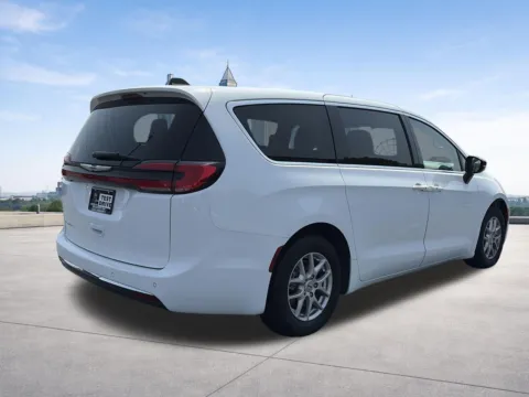 More photos of 2024 Chrysler Pacifica Touring L at Nissan of Lithia Springs, GA