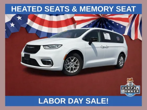 White 2024 Chrysler Pacifica Touring L for sale in Lithia Springs, GA