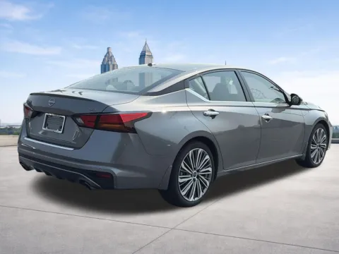 More photos of 2023 Nissan Altima 2.5 SL at Nissan of Lithia Springs, GA