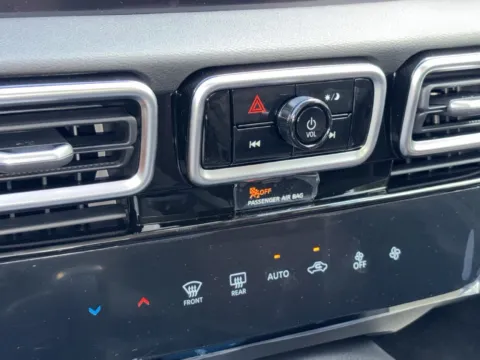 More photos of 2027 Nissan Sentra SR at Nissan of Lithia Springs, GA